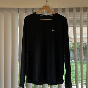 Men’s Nike dri-fit long sleev